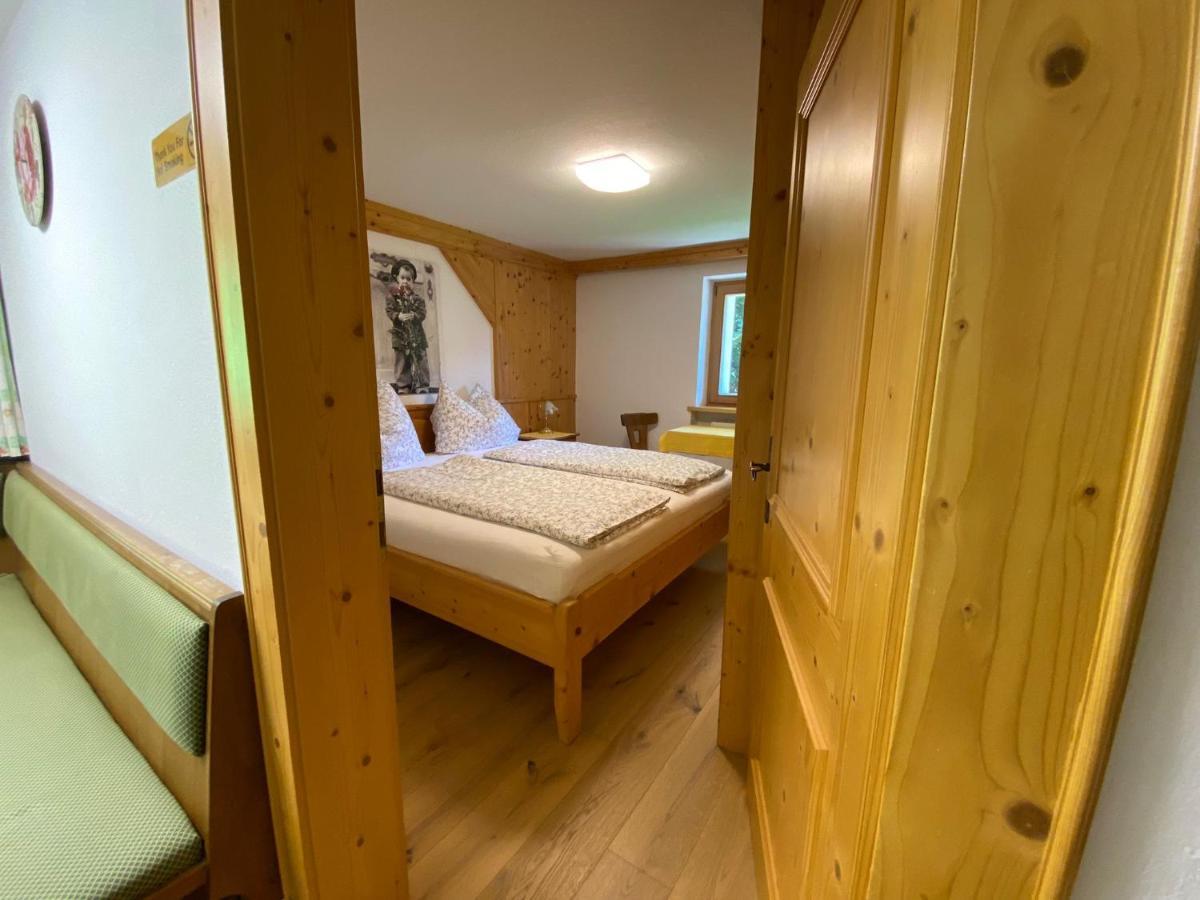 Haus Waldrand Apartment Oberndorf in Tirol Exterior photo